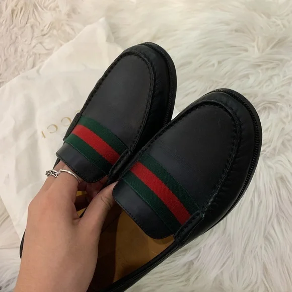 Gucci Loafers - Picture 3 of 4